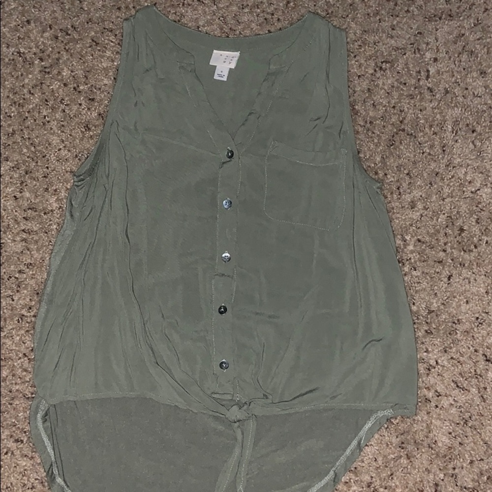 Green tie front button up tank.